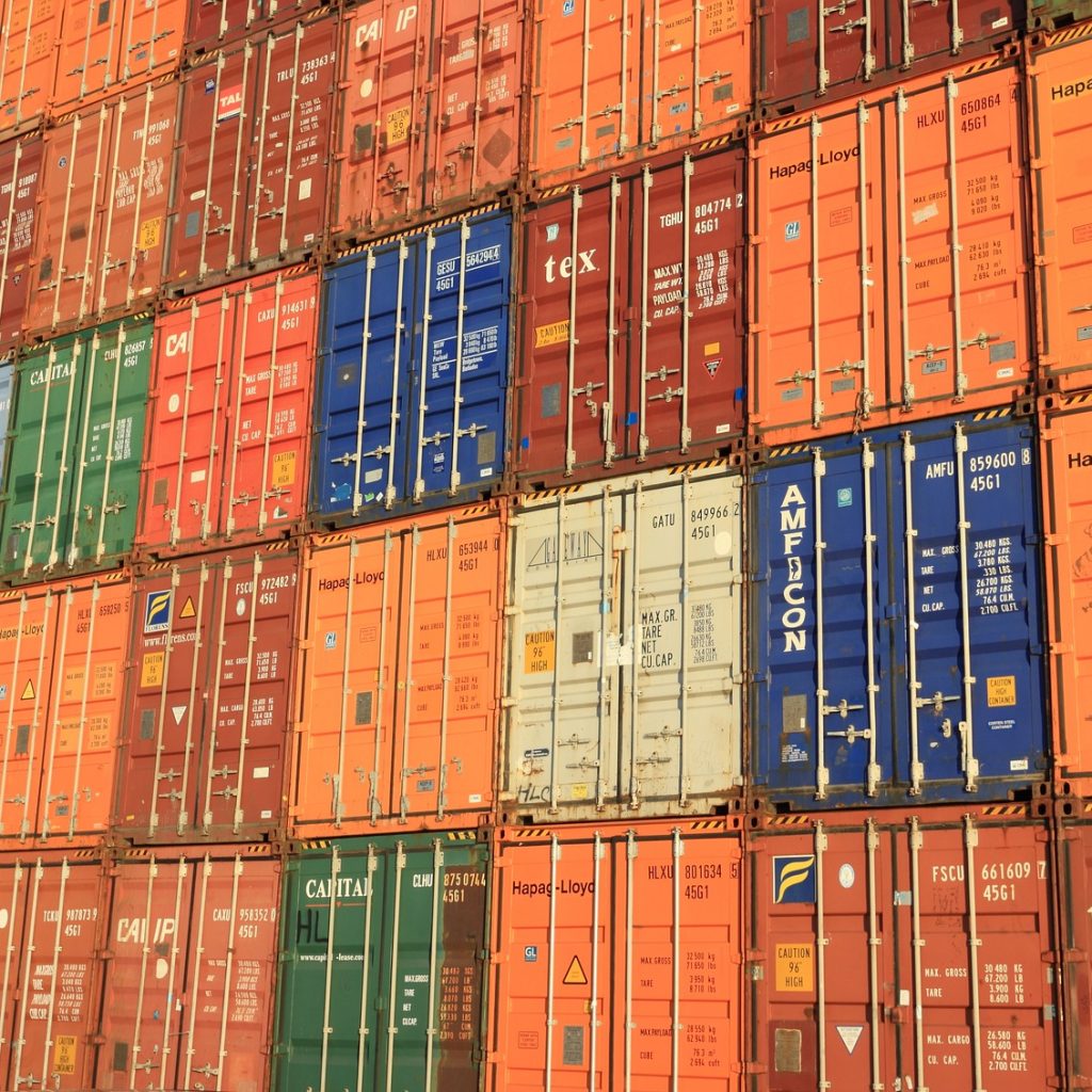 Avoid stress with customs and foreign trade